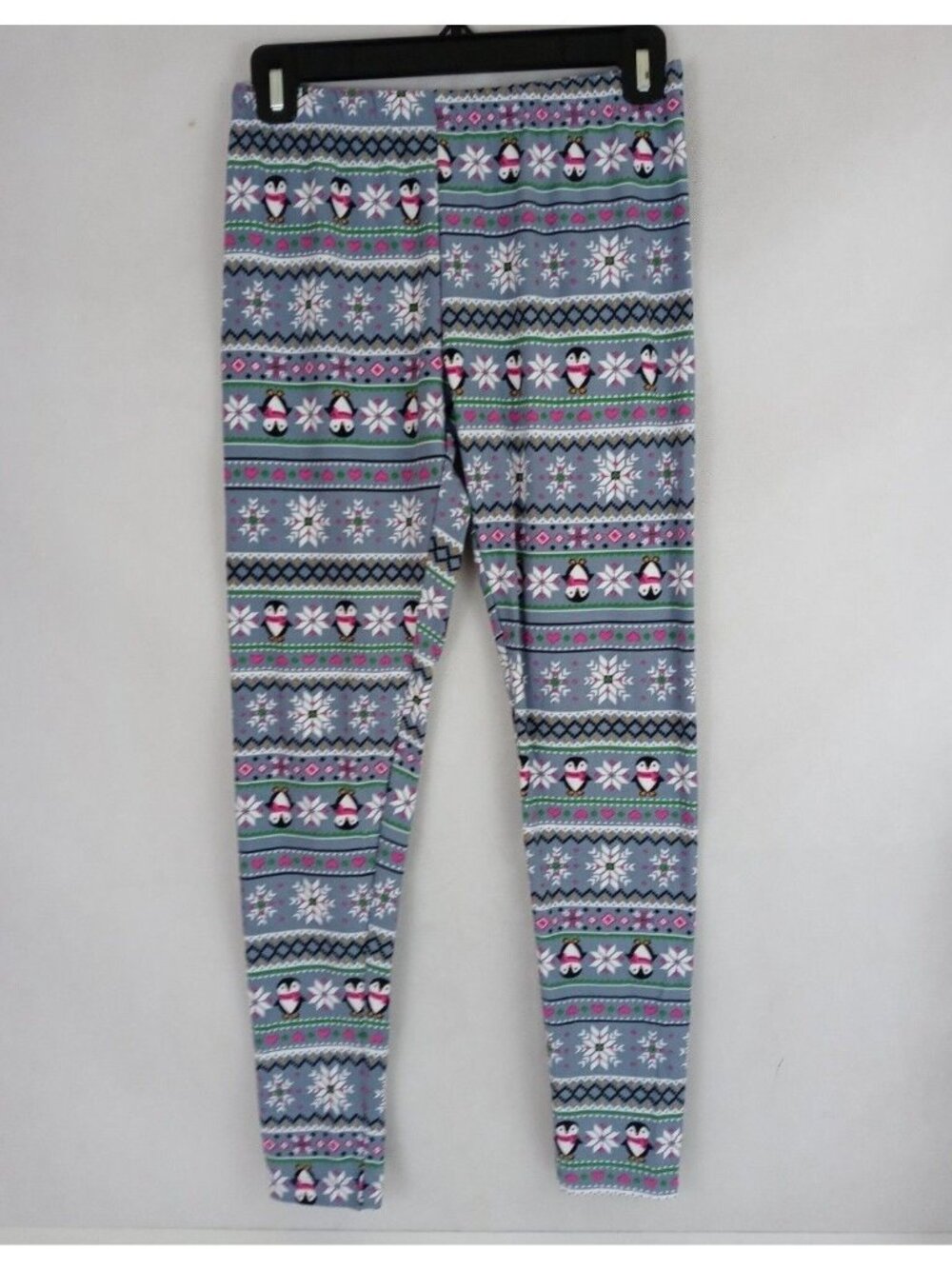 No Boundries Leggings Gray With Colorful Christmas Penguins & Snowflakes Size M